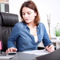 How to Check the Creditworthiness of New Customers